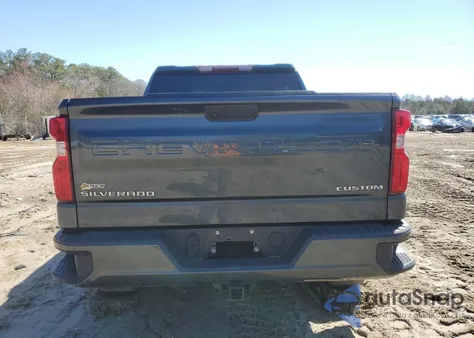 2019 Chevrolet Silverado K1500 Custom z USA, uszkodzony, nr VIN 3GCPYBEH0KG222960